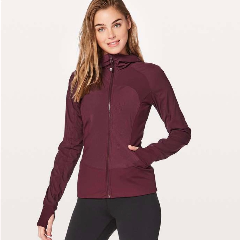 LULULEMON Flux Jacket Plum - SIZE 4